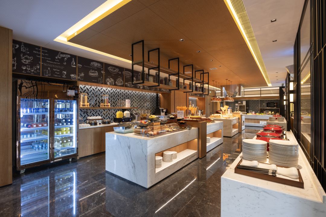 新開業(yè)酒店推薦:廣州花都萬豪萬楓酒店裝修設計(圖5) 1mc2r12000o5czz9oC83F_W_1080_808_R5_D.jpg