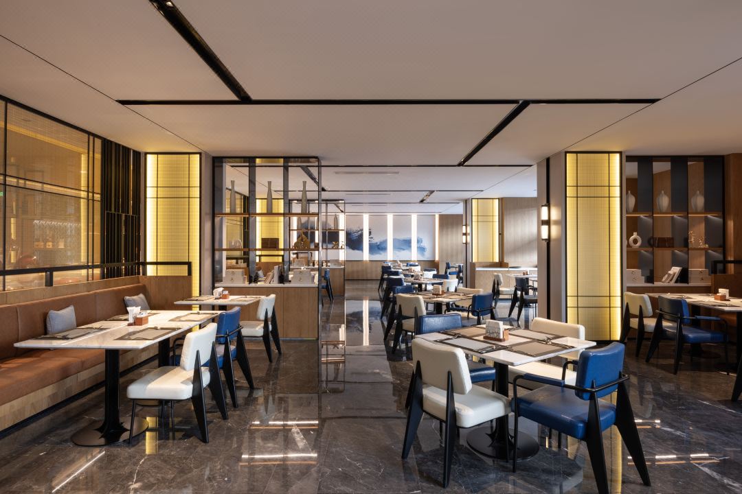 新開業(yè)酒店推薦:廣州花都萬豪萬楓酒店裝修設計(圖6) 1mc6112000o5czofa99A8_W_1080_808_R5_D.jpg